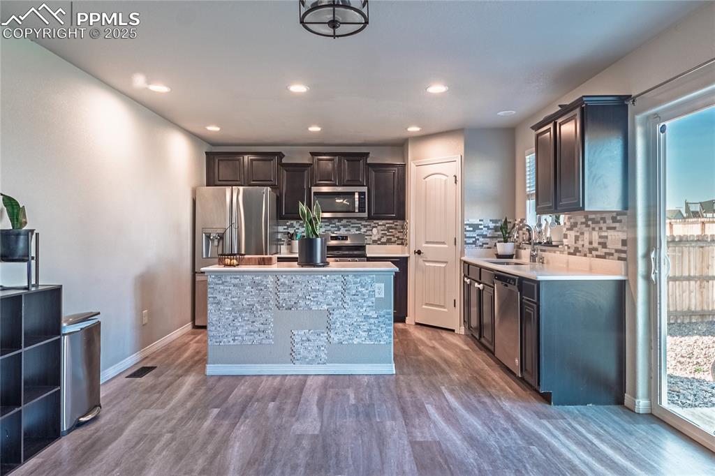 Image 10 of 33: Kitchen