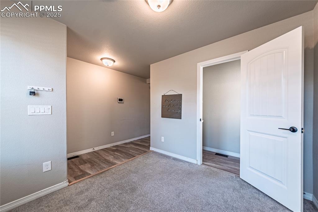 Image 3 of 33: Bedroom