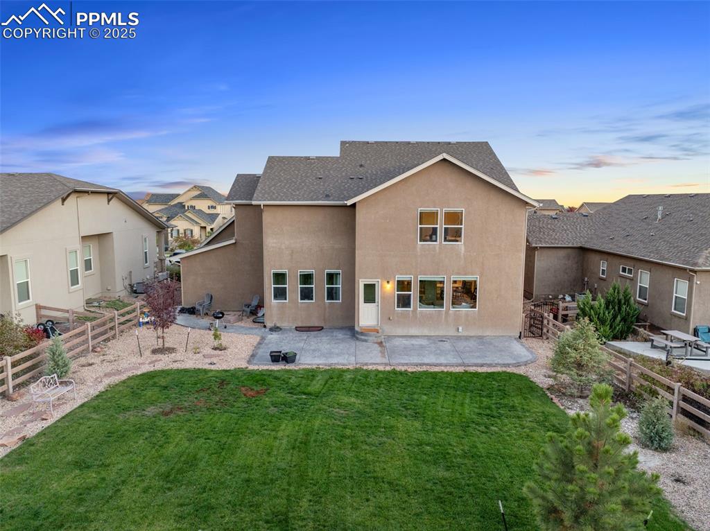 Image 43 of 50: Back of Structure