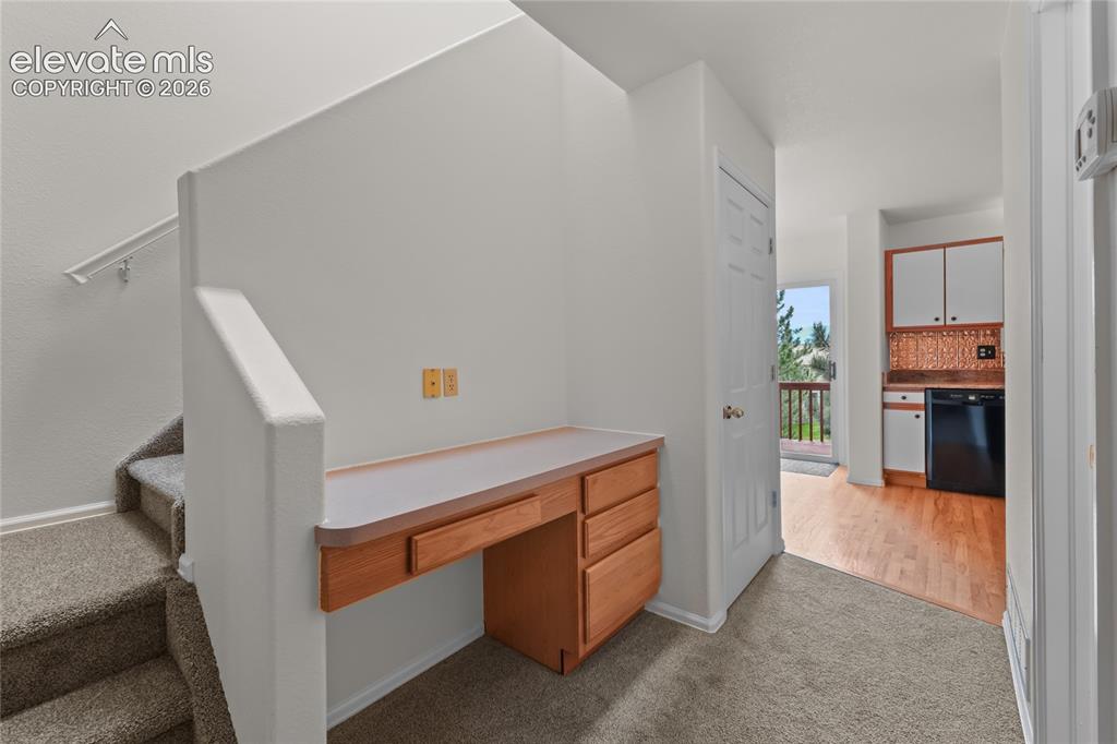 Image 10 of 43: Office