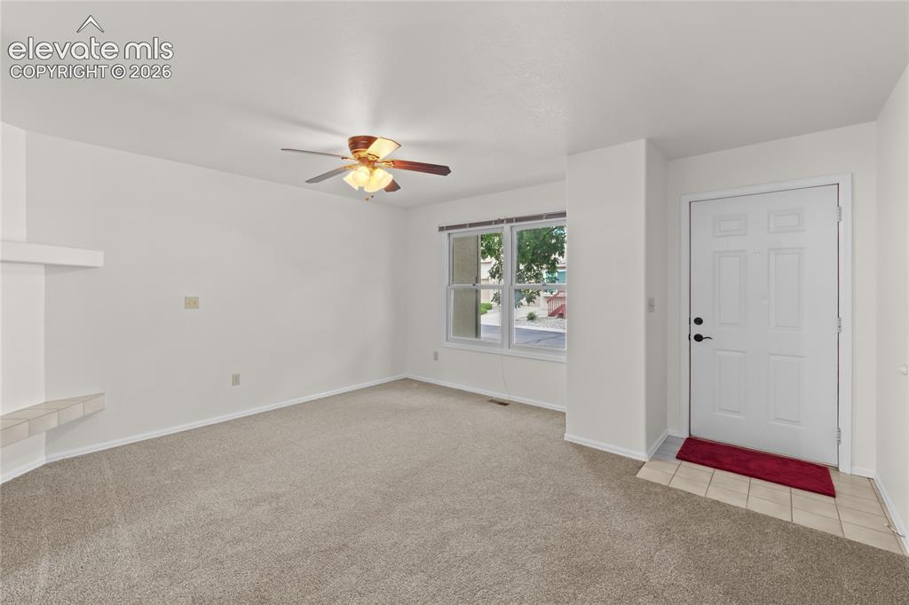 Image 6 of 43: Entry