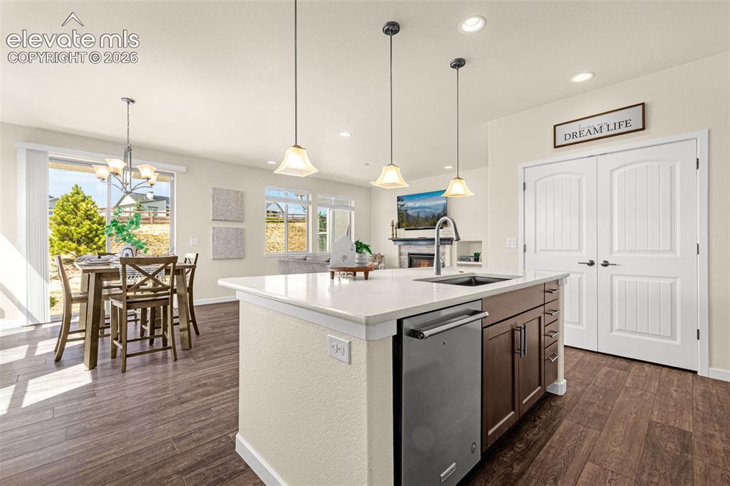 Image 6 of 36: Kitchen