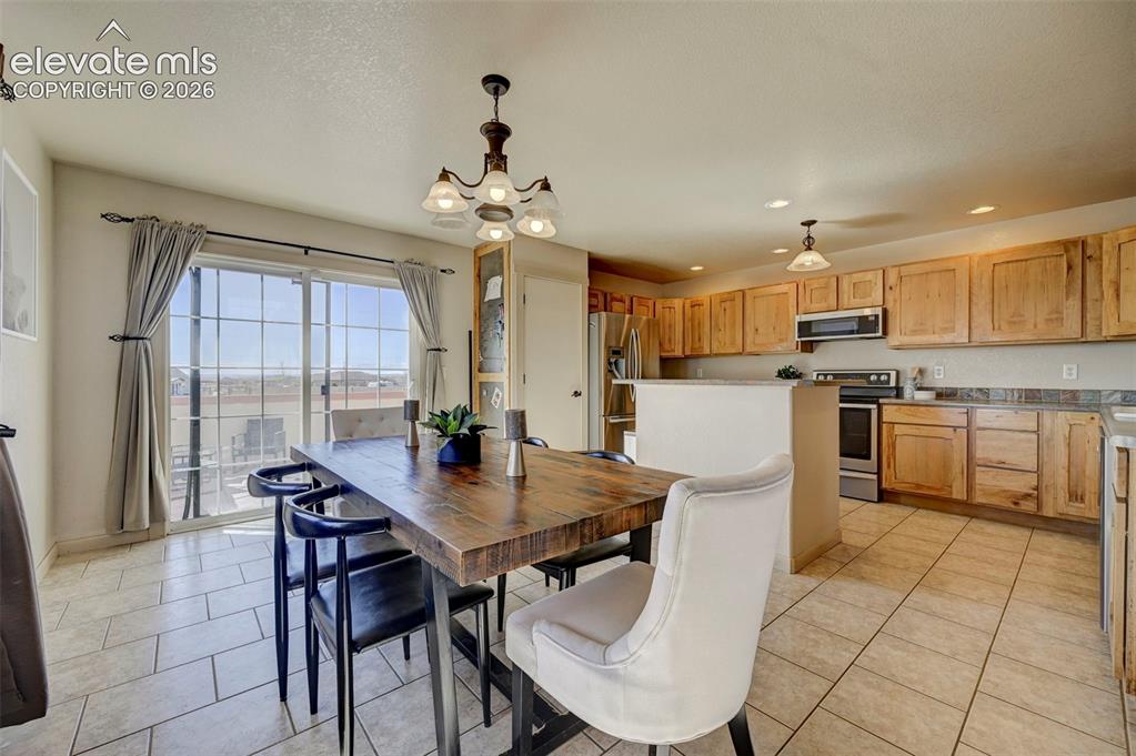 Image 8 of 48: Dining Area