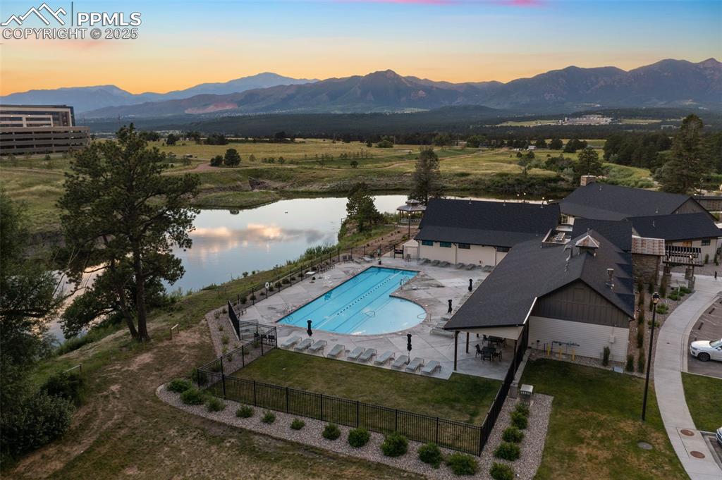 Image 26 of 28: Pool and Clubhouse Included in HOA 