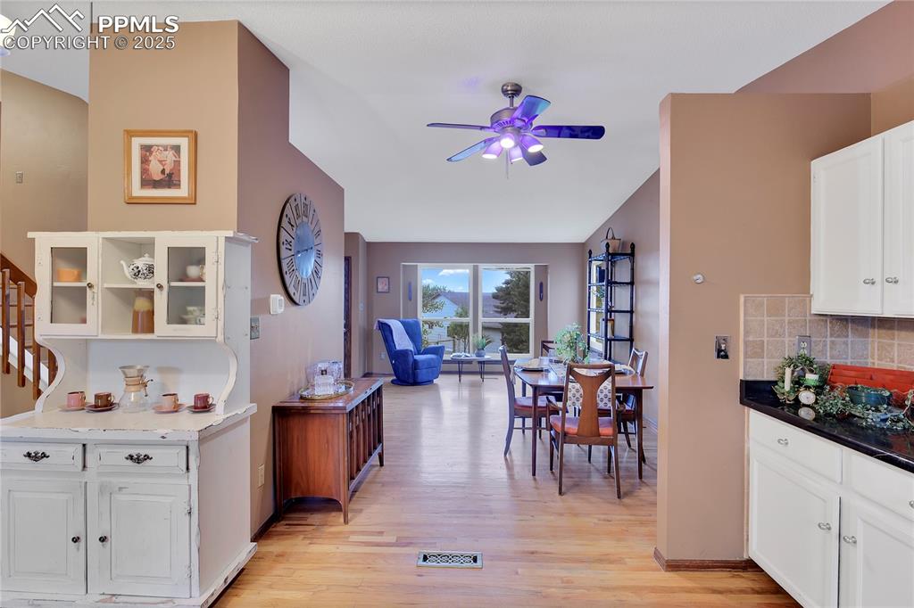 Image 8 of 36: Kitchen
