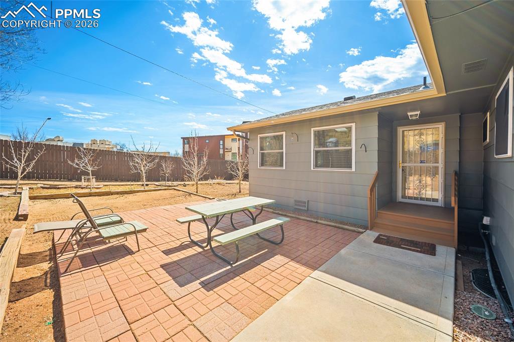 Image 31 of 35: Patio