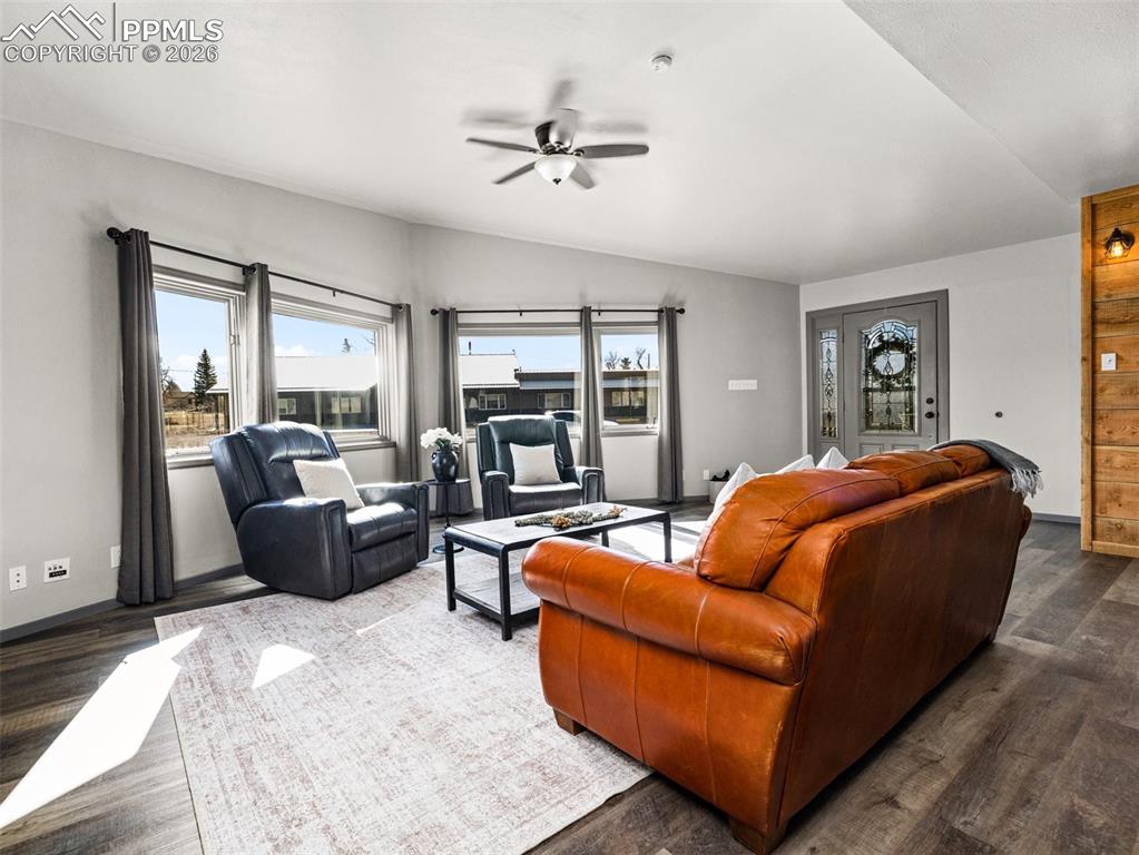 Image 12 of 50: Living Room