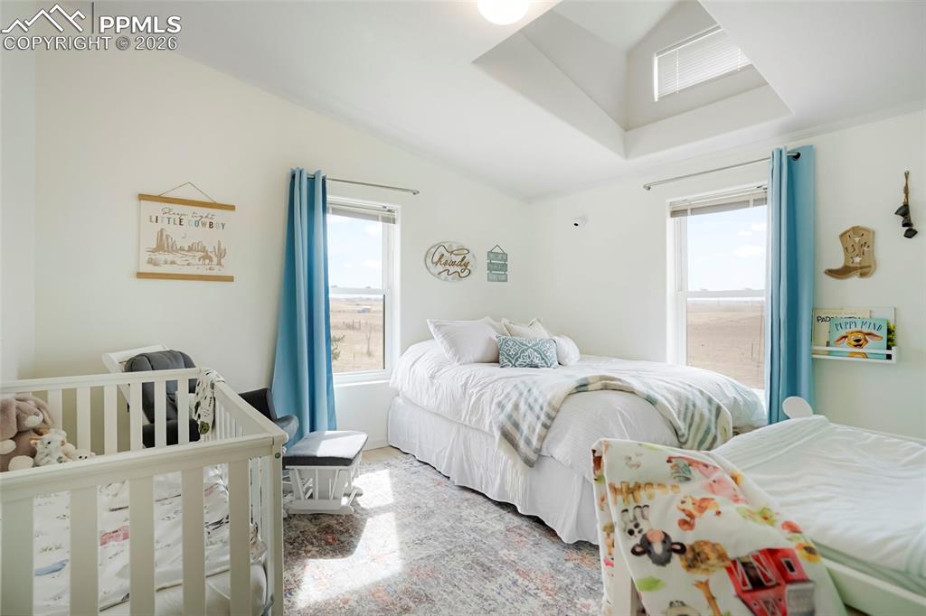 Image 18 of 43: Bedroom