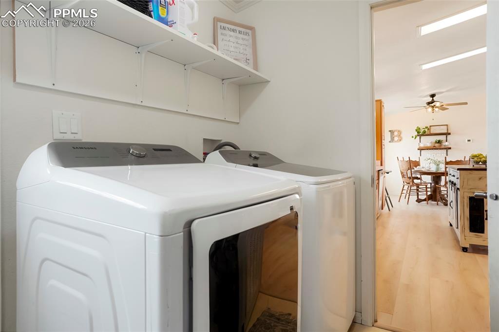 Image 23 of 43: Laundry