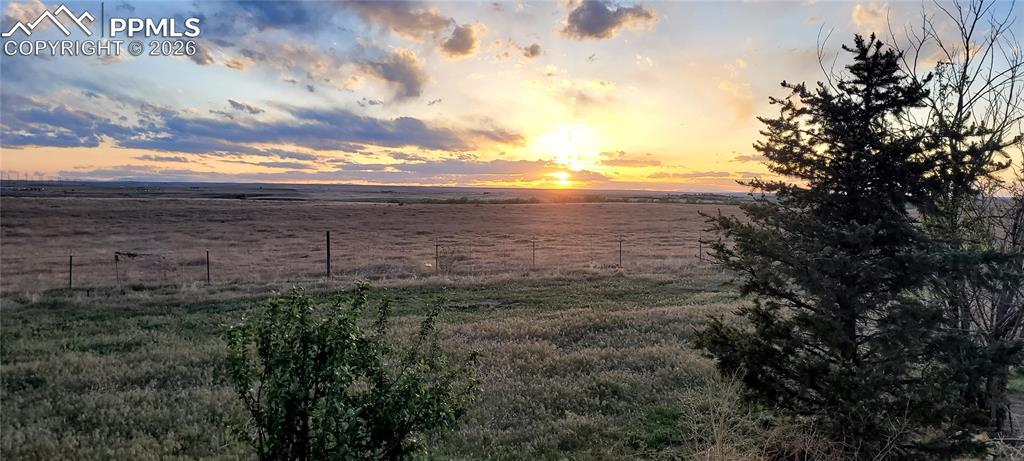 Image 27 of 43: View