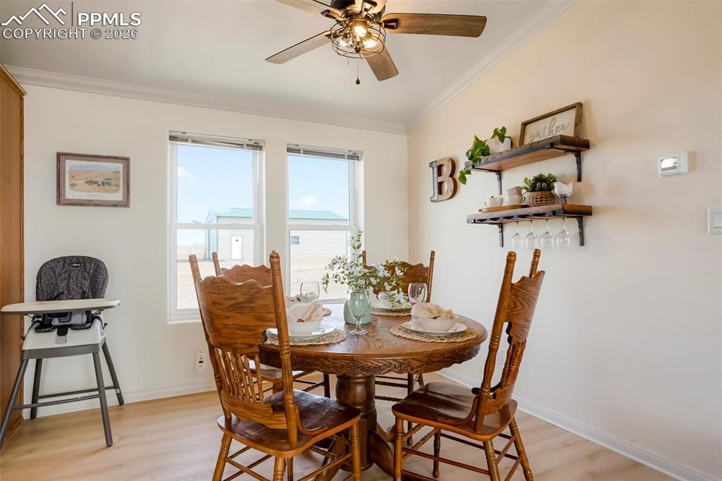 Image 9 of 43: Dining Area