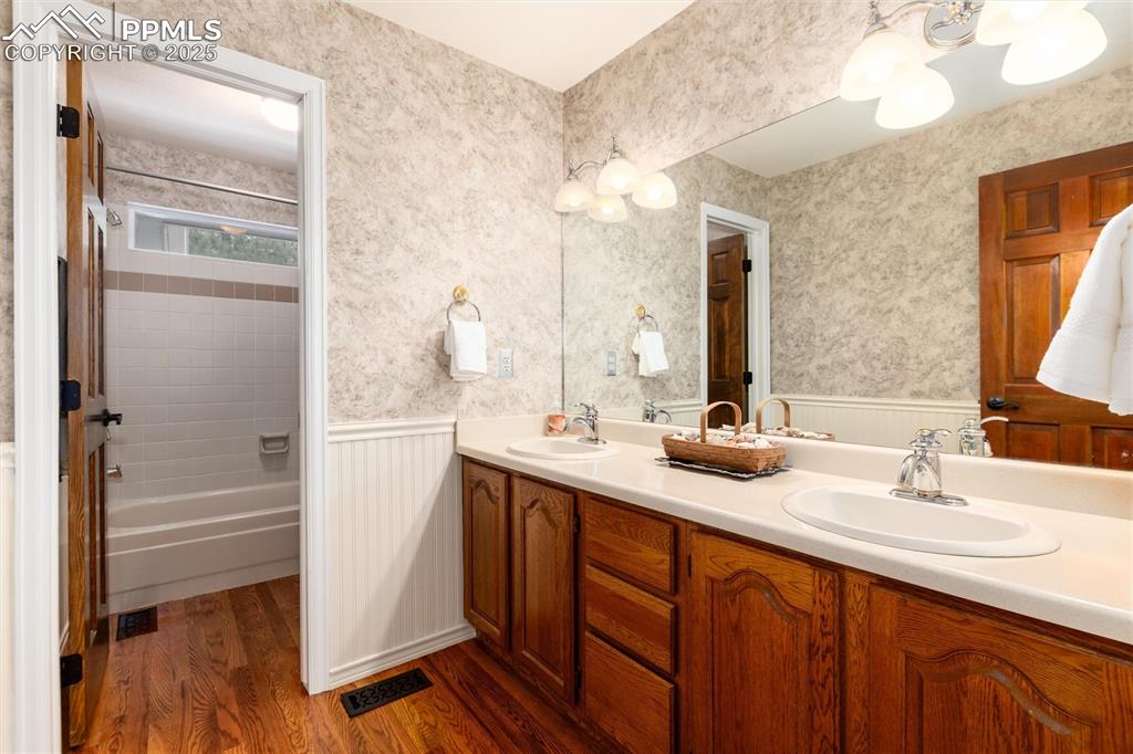 Image 29 of 41: Basement Bathroom