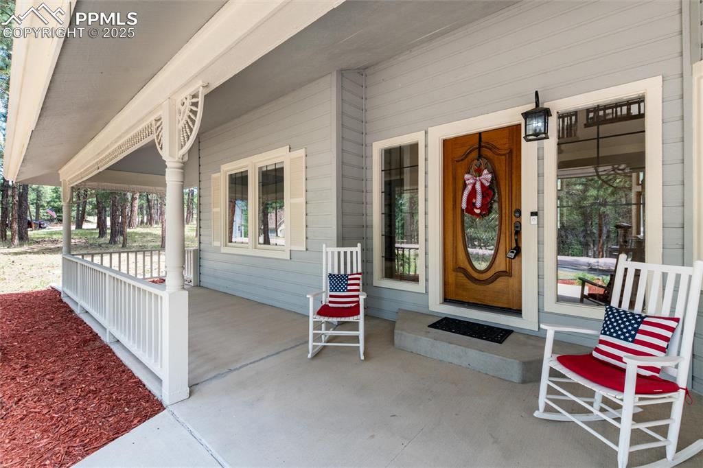 Image 3 of 41: Do you like front porch sitting?