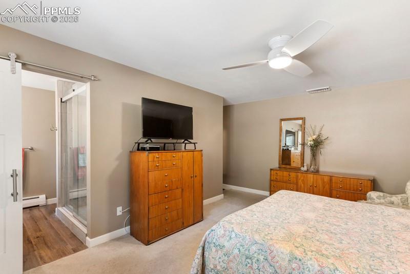 Image 17 of 47: Primary bedroom