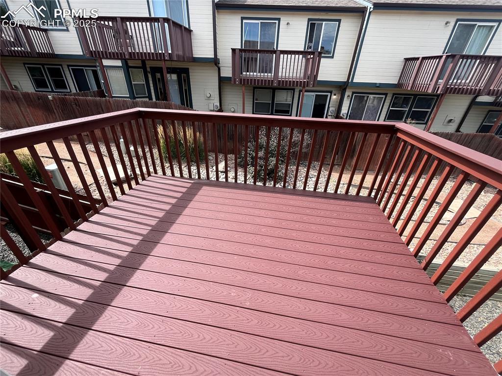 Image 13 of 28: Deck