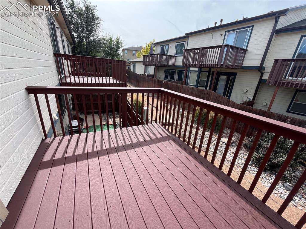 Image 14 of 28: Deck