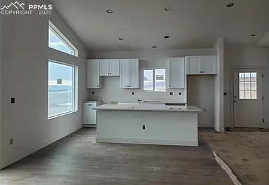 Image 2 of 20: Photo from similar home build