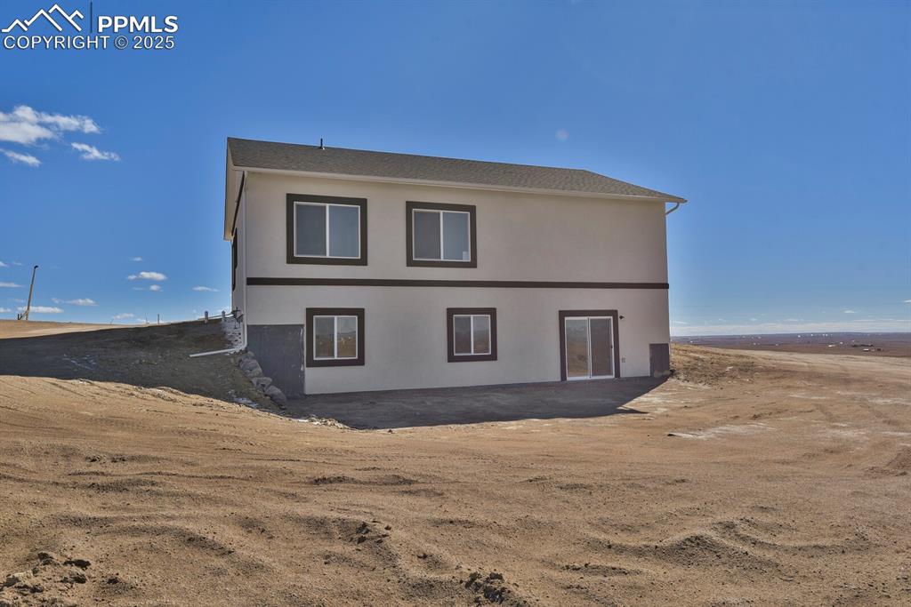 Image 38 of 48: Back of Structure