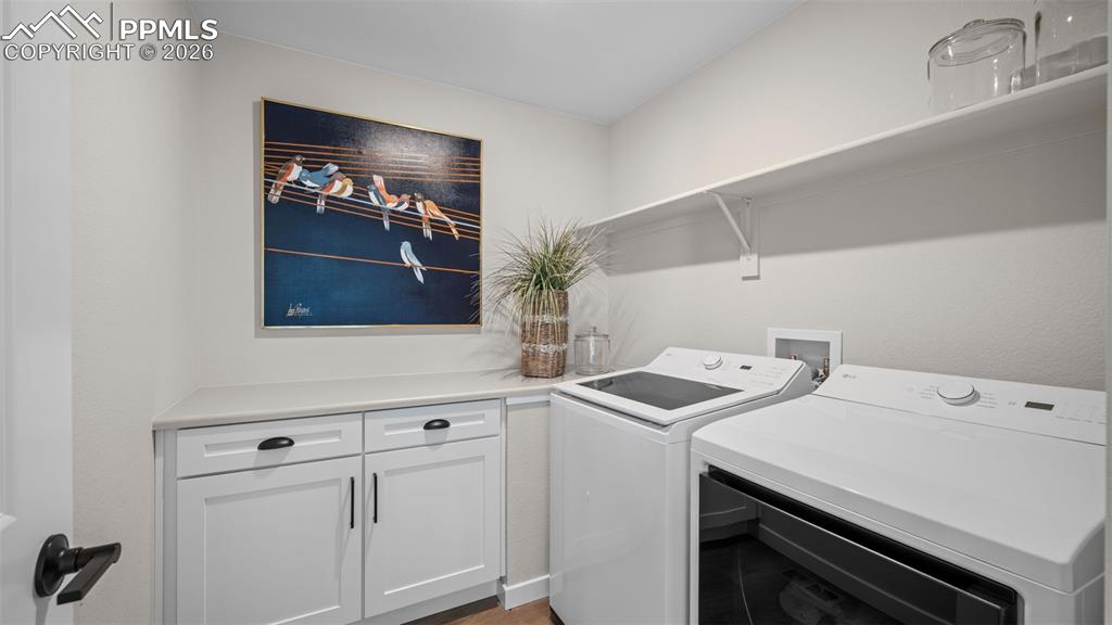 Image 19 of 42: Laundry