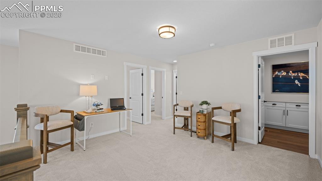 Image 26 of 42: Loft