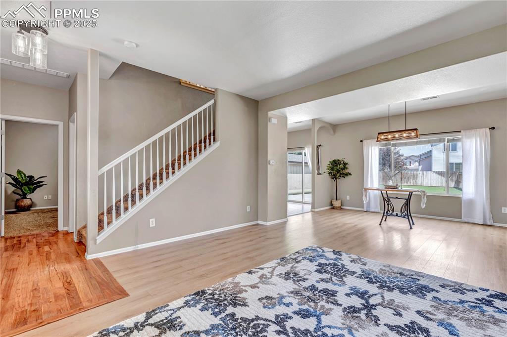 Image 6 of 40: Living Room