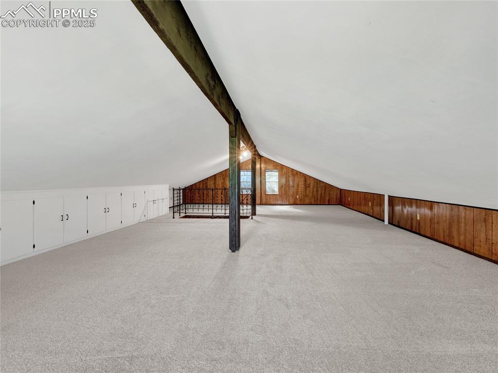 Image 17 of 43: Bonus Room