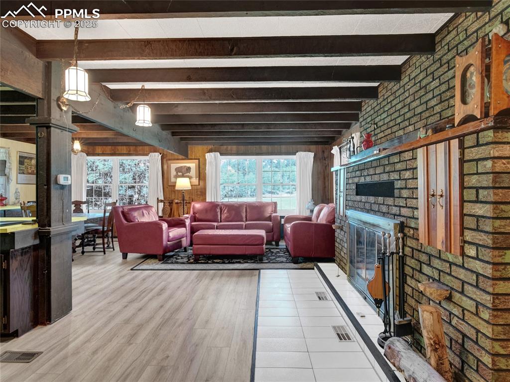 Image 4 of 43: Living Room