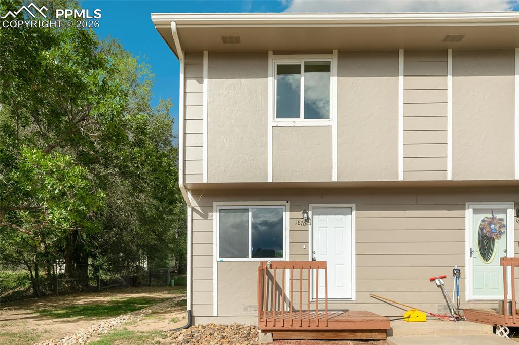 Caption: Back of Structure