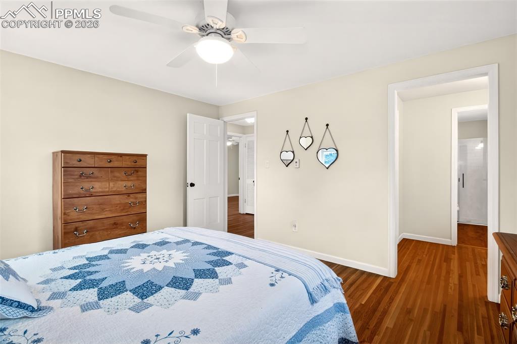 Image 14 of 39: Hardwood, Ceiling Fan, Walk-In Closet, Private Bath