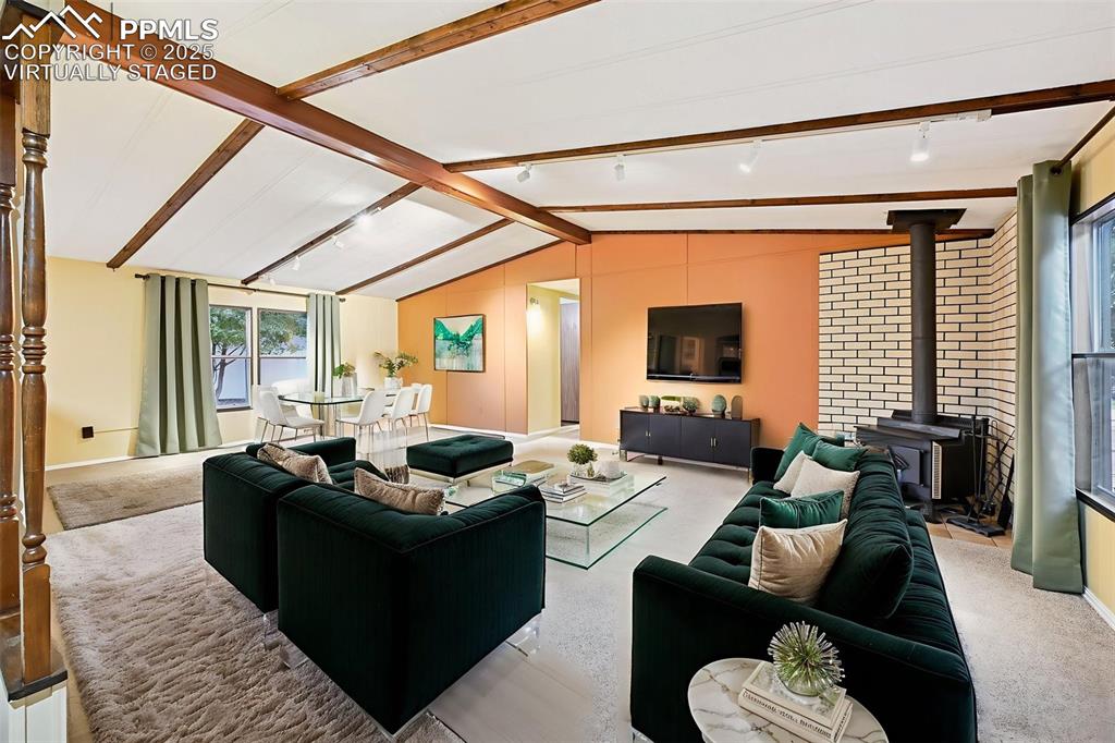 Image 4 of 50: Virtually Staged