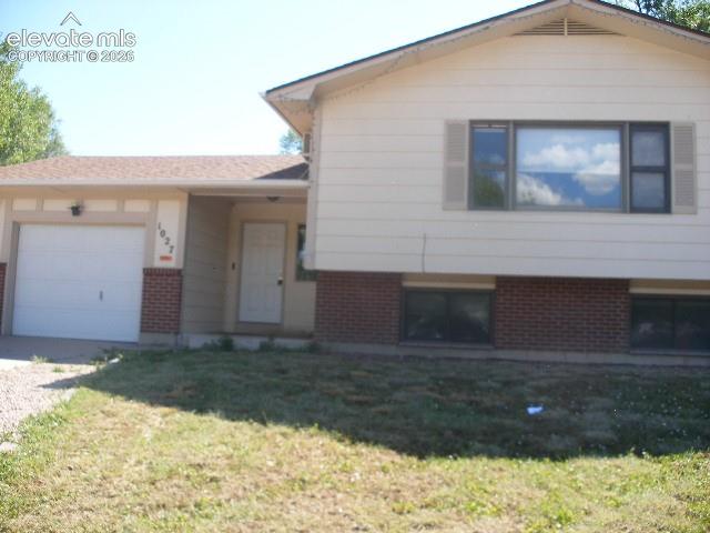 Image 4 of 42: Front of Structure