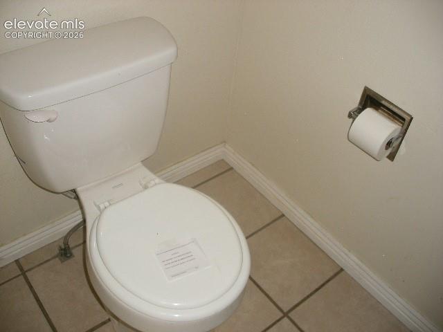 Image 7 of 42: Bathroom