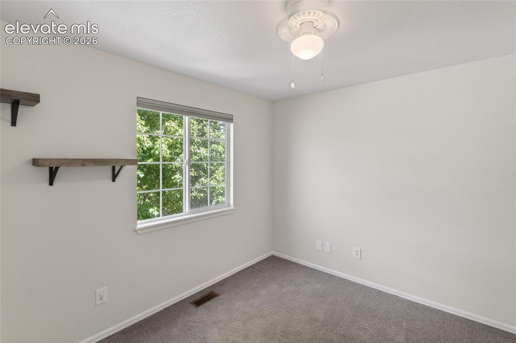 Image 10 of 28: Bedroom