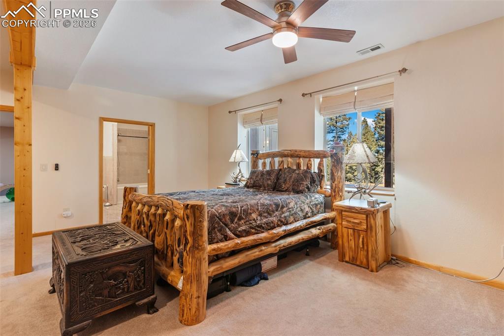 Image 22 of 40: Bedroom