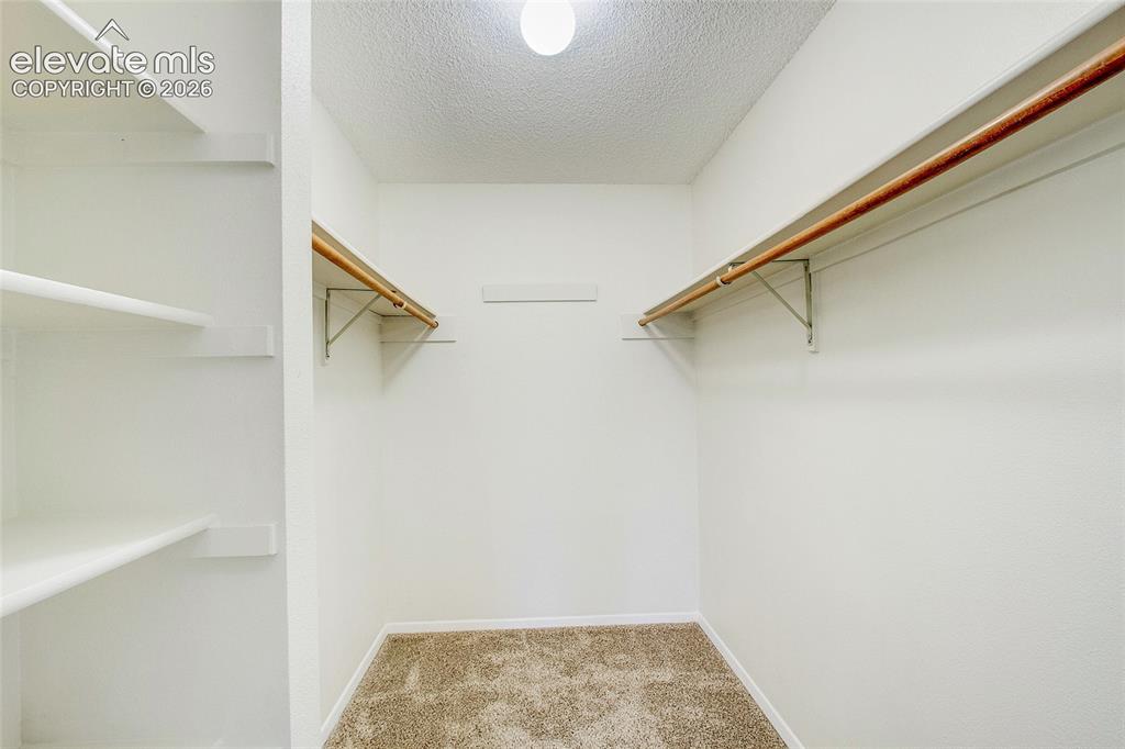 Image 20 of 26: Closet