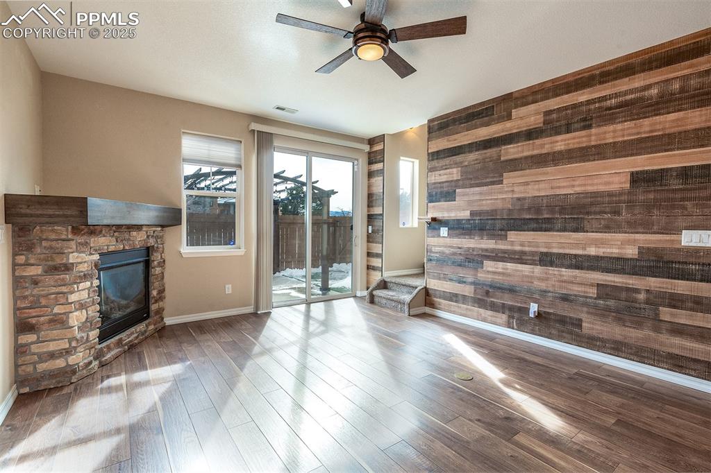 Image 10 of 47: Living Room