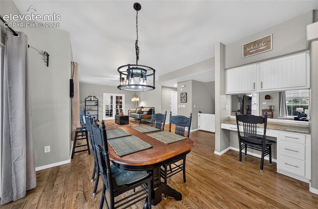 Image 13 of 37: Dining Area