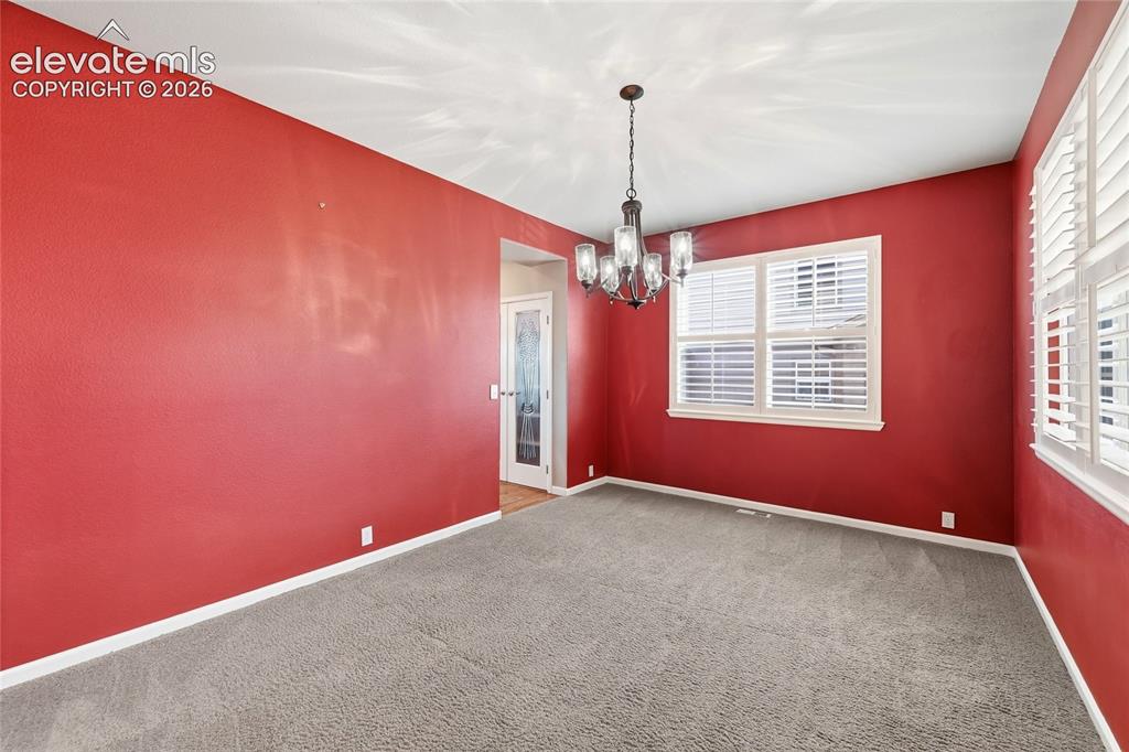 Image 5 of 50: Dining Room