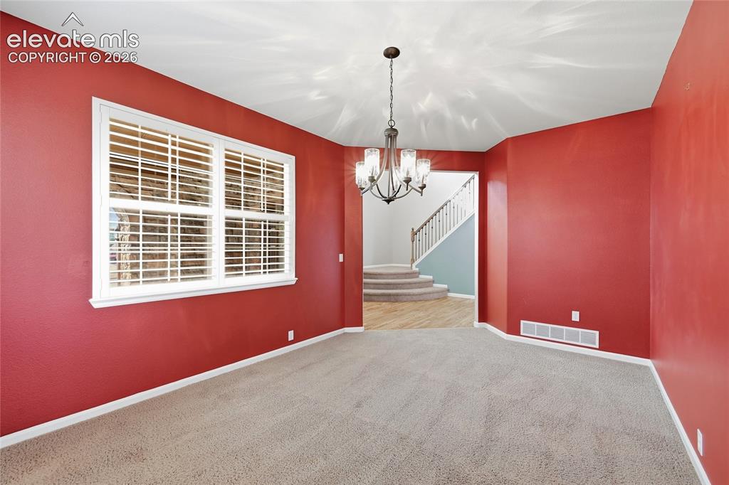 Image 6 of 50: Dining Room