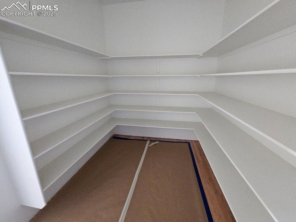 Image 11 of 25: Pantry