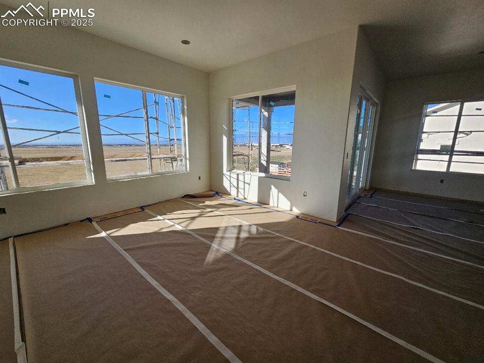 Image 17 of 25: Other