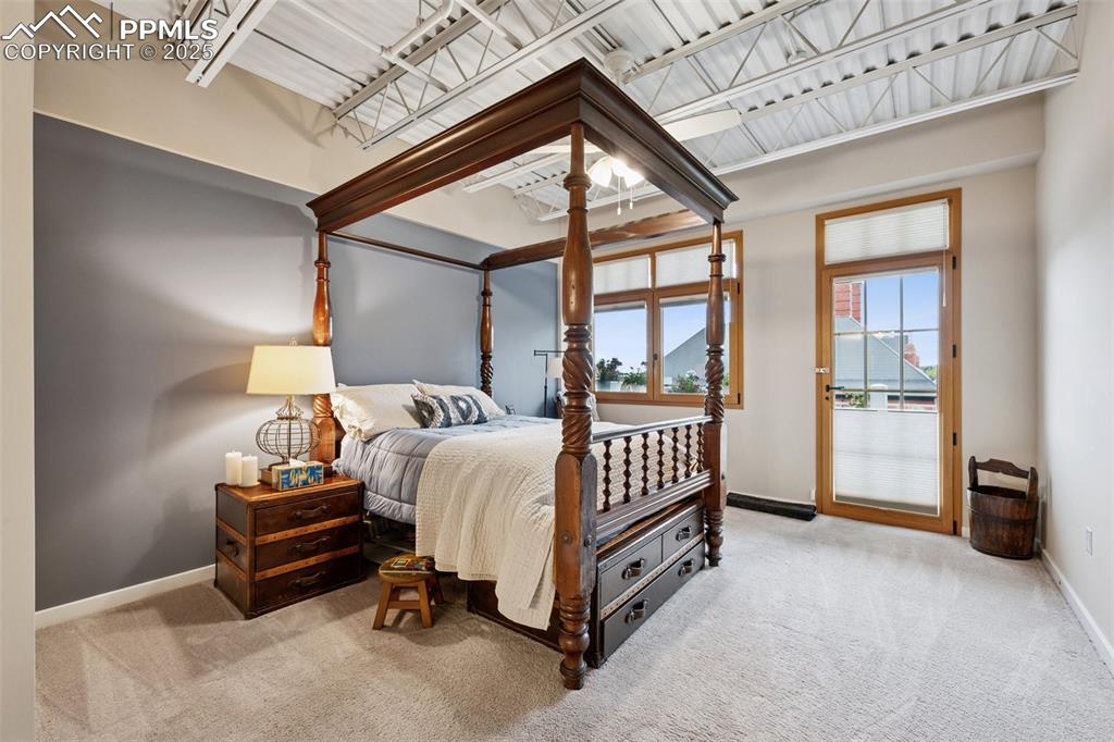 Image 13 of 35: Bedroom