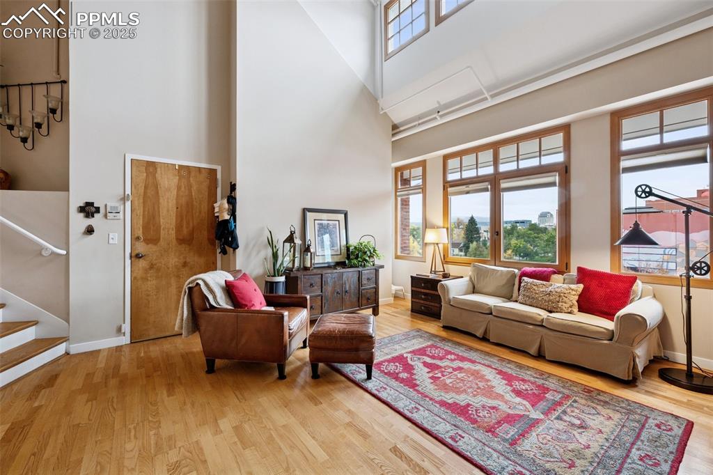 Image 4 of 35: Living Room