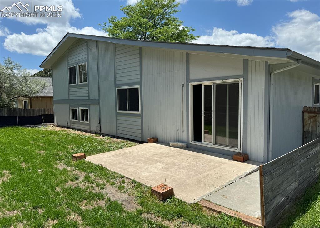 Image 46 of 50: Back of Structure