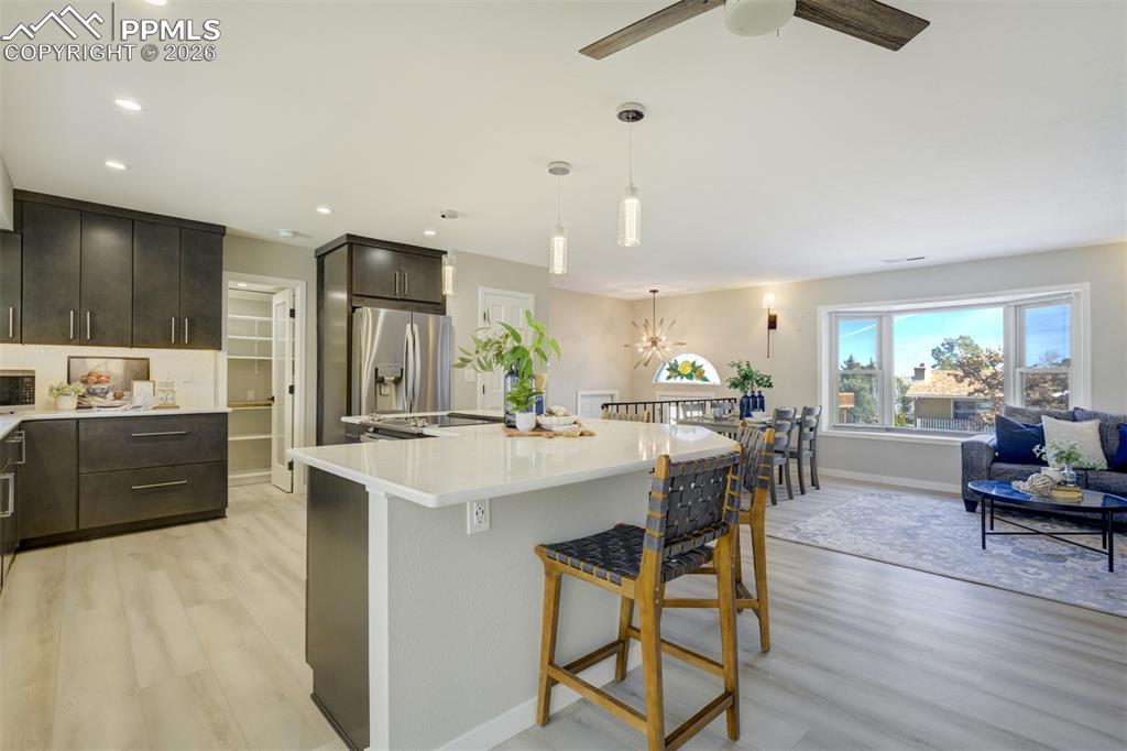 Image 11 of 50: Kitchen