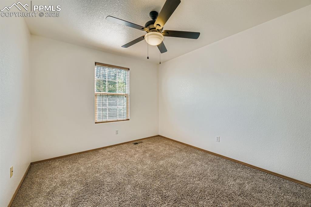 Image 30 of 43: Upper bedroom 2
