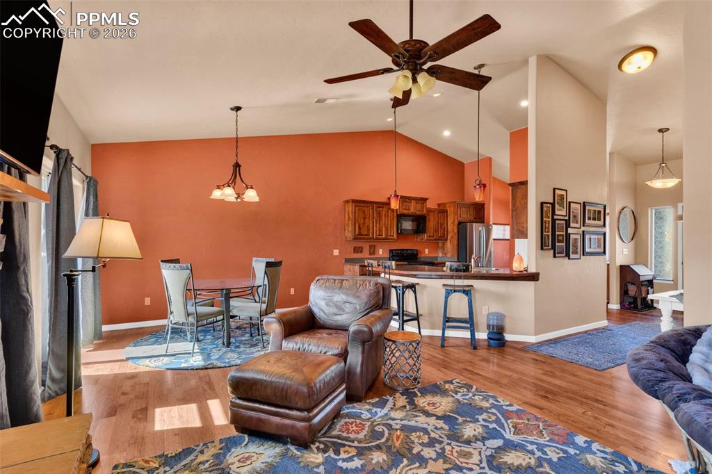 Image 13 of 45: Living Room