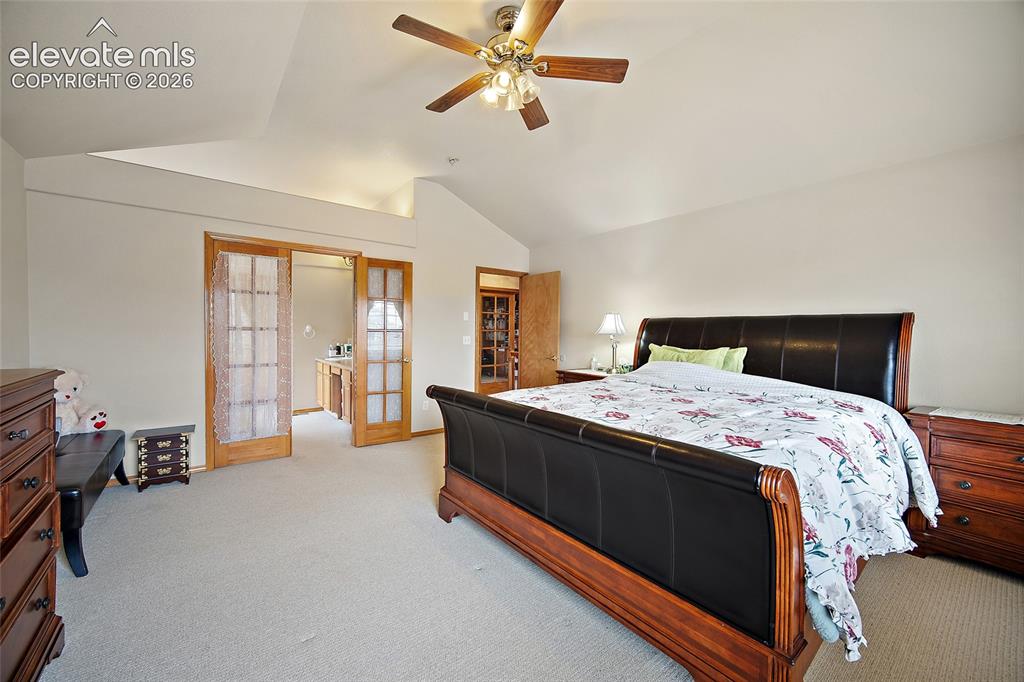 Image 19 of 41: Bedroom