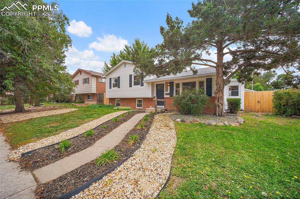 Image 2 of 45: Front of Structure