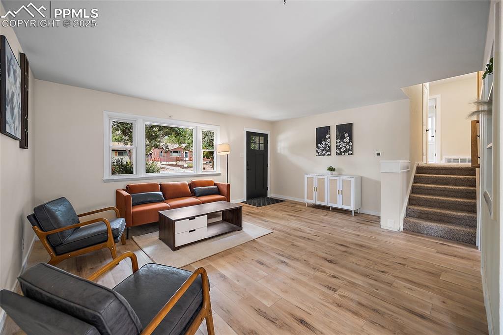 Image 4 of 45: Living Room